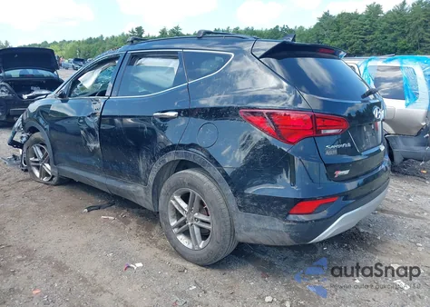 2017 Hyundai Santa Fe Sport 2.4L z USA, uszkodzony, nr VIN 5NMZUDLB0HH046987